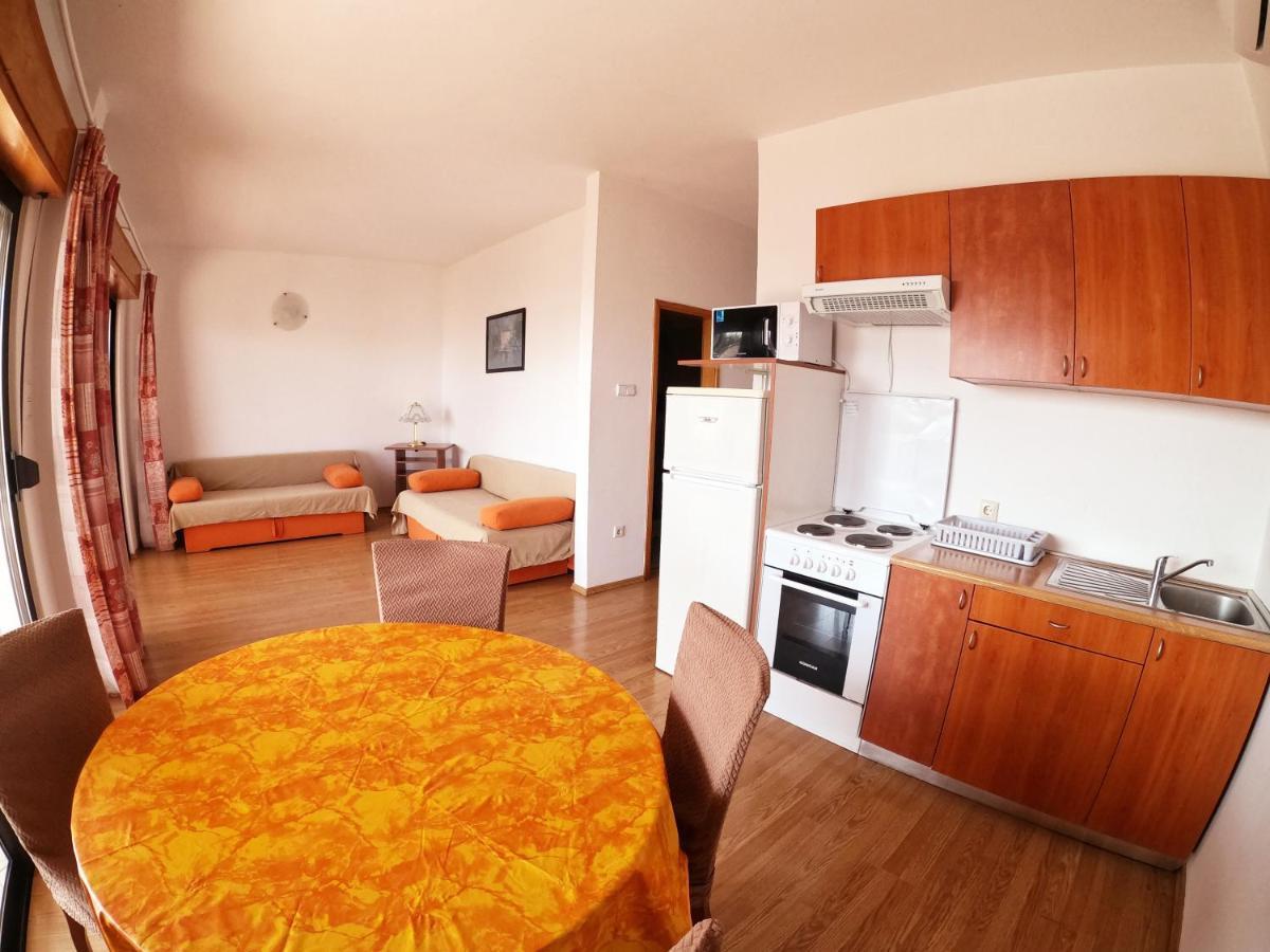 Apartments Adriatic 3 Селце Екстер'єр фото